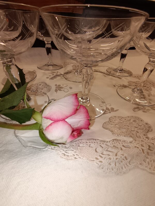 8 coupes à Champagne