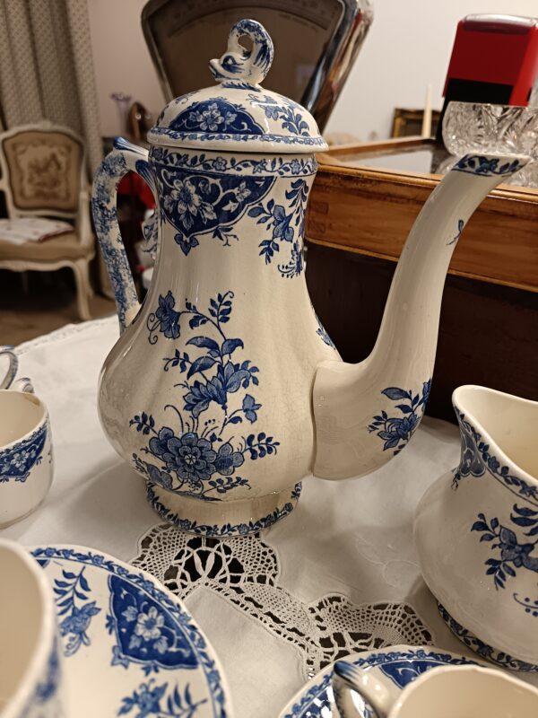 Service à café en faïence de Gien modèle Delft Bleu