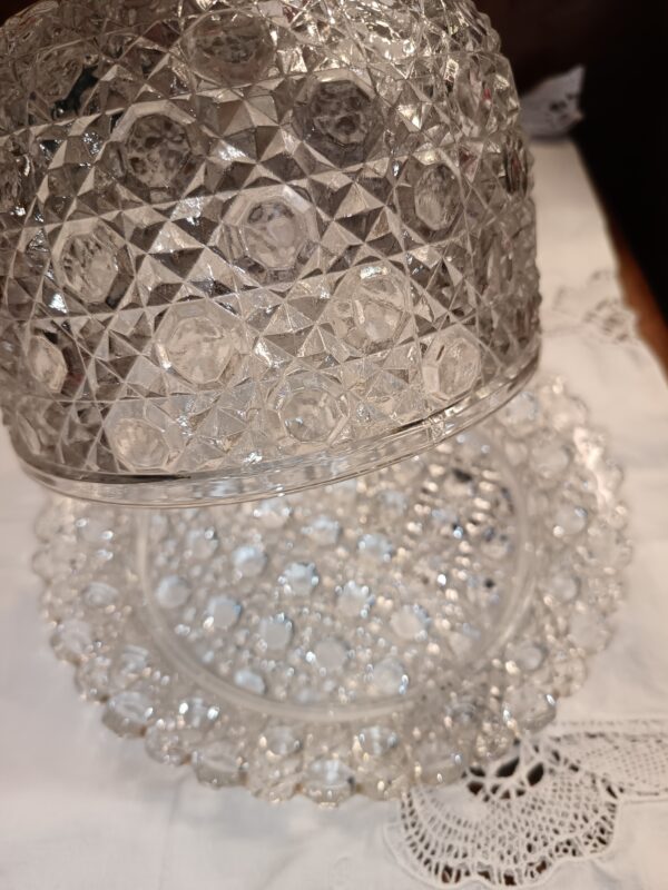 Cloche à fromage Baccarat Modèle Diamants pierreries