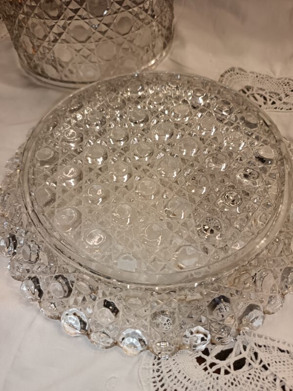 Cloche à fromage Baccarat Modèle Diamants pierreries