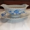 Saucière en porcelaine Haviland Limoges modèle Torse cerisier bleu
