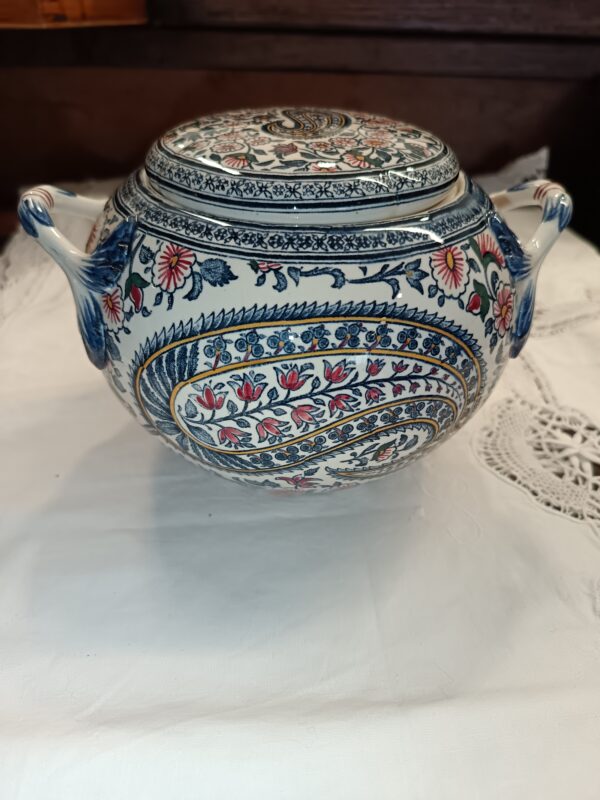 Pot couvert Gien modèle Cachemire