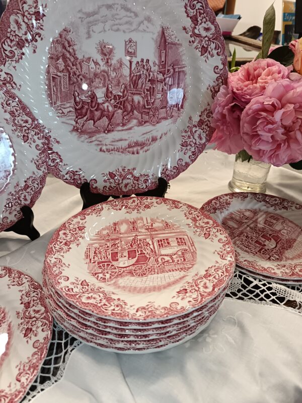 12 Assiettes à dessert Coaching Scenes Johnson Bros