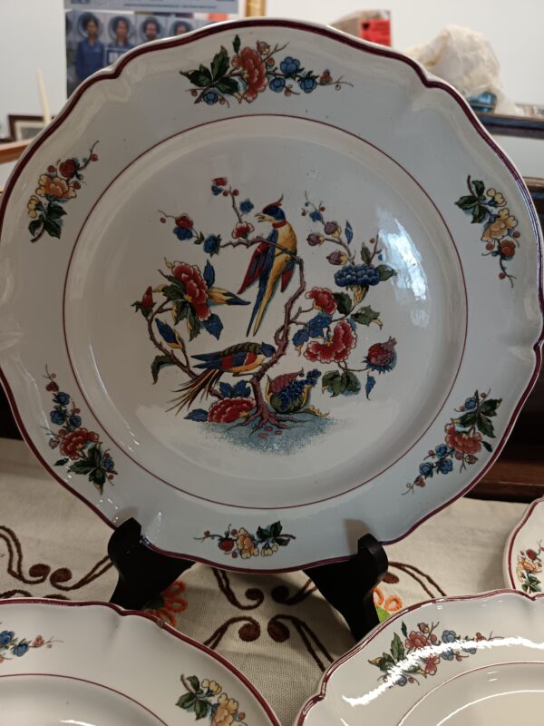 10 assiettes plates Villeroy et Boch modèle Phoenix diam 23 Fabriquées en Sarre